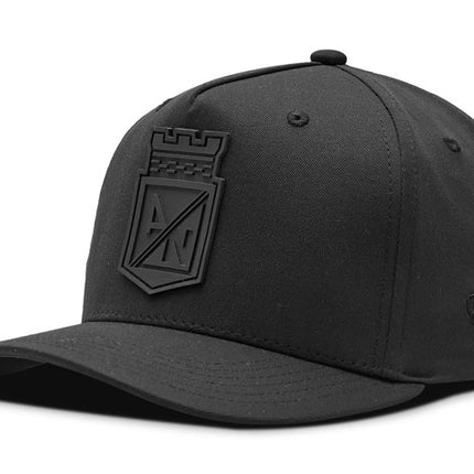 Gorra Atlético Nacional Oficial Negra tono a tono