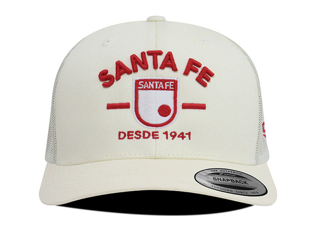 Gorra Independiente Santa Fe Oficial Flexfit 6606 beige